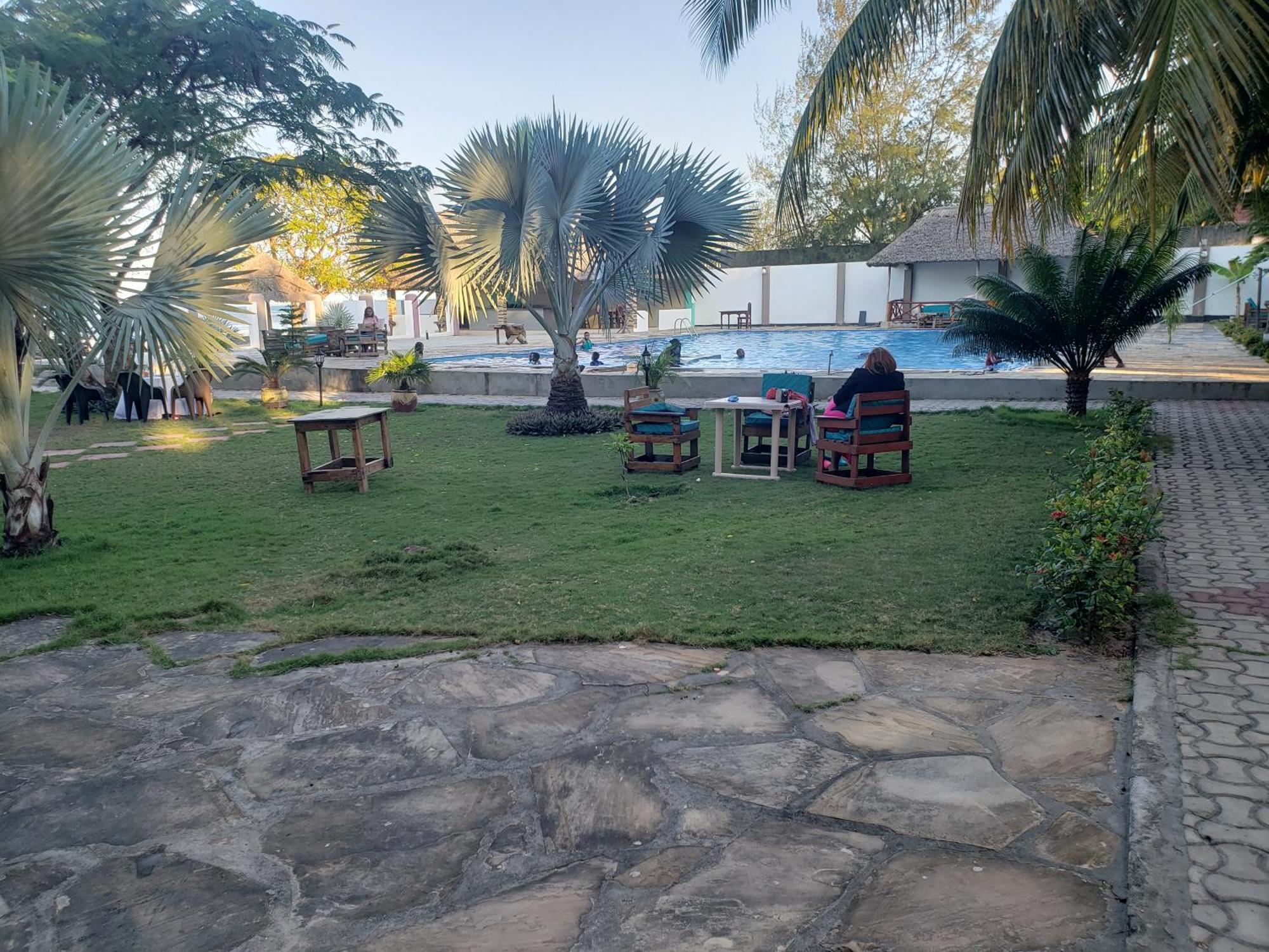 Kwa Mama Village Beach Resort Darüsselam Dış mekan fotoğraf